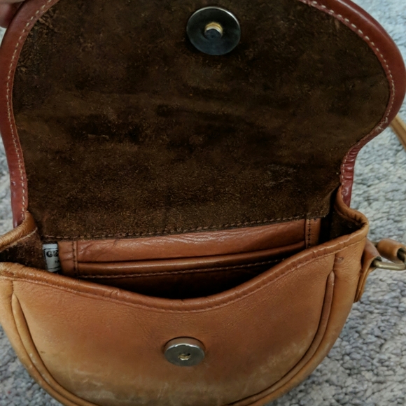 2 for $15 bags Vintage leather purse - Picture 2 of 3